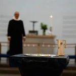 Døbefont_kirke03